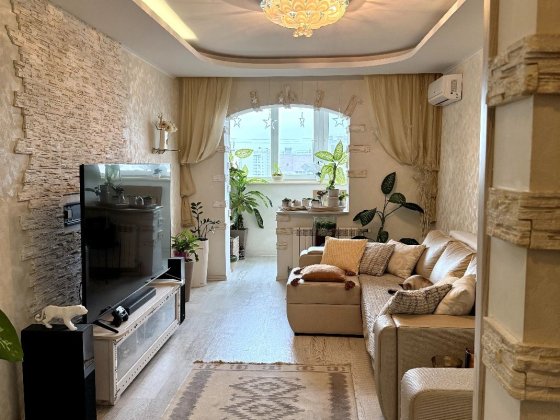 Вигідно!М Позняки,Осокорки!3К/93м2!Григоренко 16!Генератор! Киев