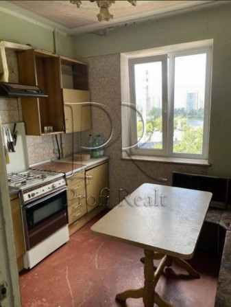 Продаж 3 кімн. квартири за адресою Здолбунівська 7А/ Позняки - фото 1