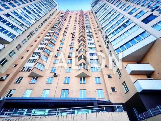 Продаж просторої 2-к квартири, 103 м2, вул.Саперно-Слобідська,22 Київ