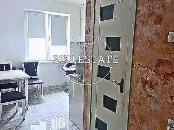 Продаж 3 к квартири Троєщина  Ремонт середній 6й поверх Кімн окремо Київ