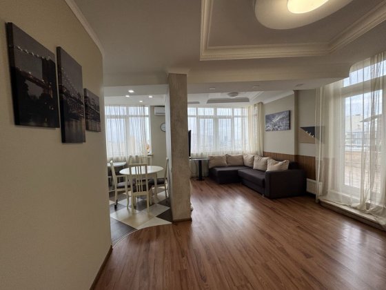 Продаж квартири 50м2 жк Лико град Київ