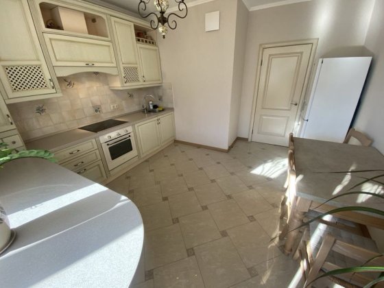 Метро 2 хв пішки. Продаж двокімнатної квартири в Києві Київ