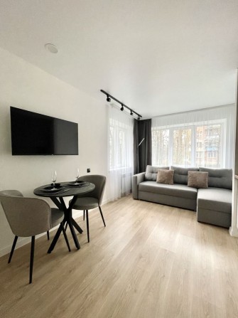 Квартира з новим ремонтом! - фото 1