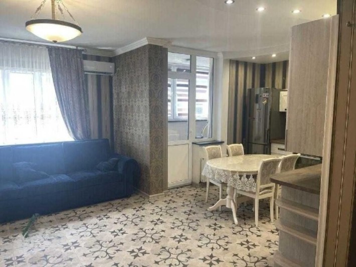 Простора та світла 3-кімнатна квартира 75 м² Урлівська 23-В - фото 1