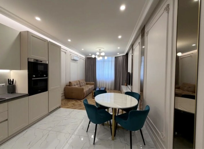 Терміново! Новий ремонт ЖК Аристократ Коновальца Евгения, центр - фото 1