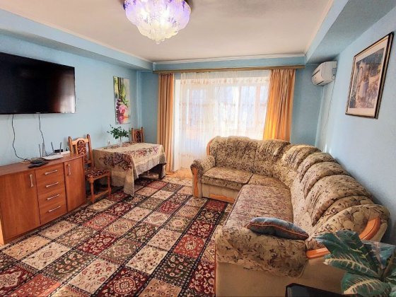 Продаж 4-х кімнатної квартири поряд з м. Печерська  Л.Українки, 9 Киев