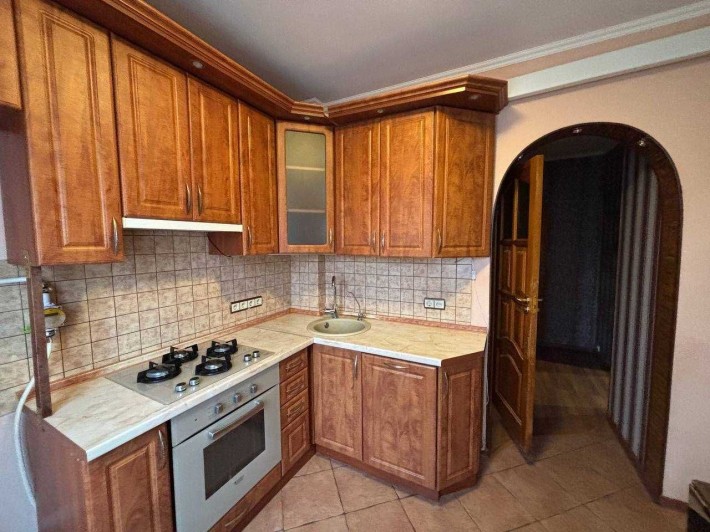 3 хв. метро Оболонь, вул.Йорданська, 17а - фото 1