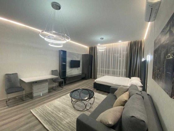 Парк-Хол Горького 40м2 Антоновича Палац Україна Велика Васильківська Киев