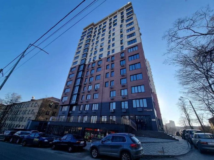 Продаж 2-к квартири в Хенесі Хаус, вул. Нагірна 16/18 - фото 1