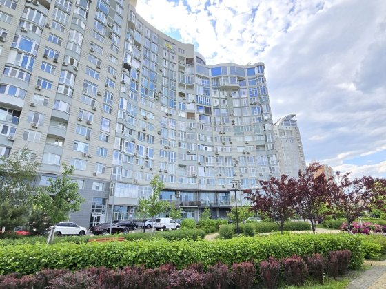 Park Stone Тераса 3кім=227м²  В.Івасюка,2д / Сталінграда Парк Стоун Київ