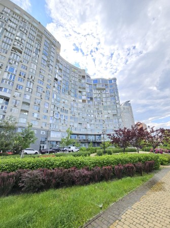 Park Stone Тераса 3кім=227м²  В.Івасюка,2д / Сталінграда Парк Стоун - фото 1