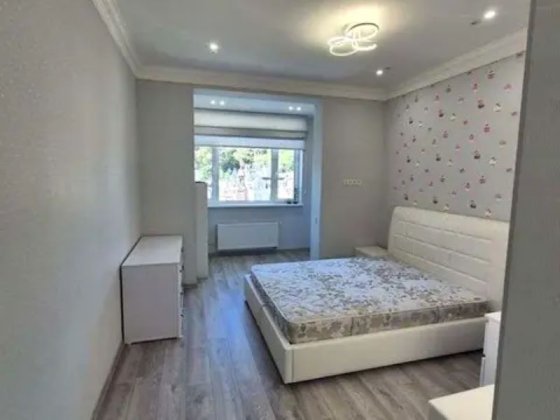 Продаж 3-к квартири вул. Дегтярна 7 Київ