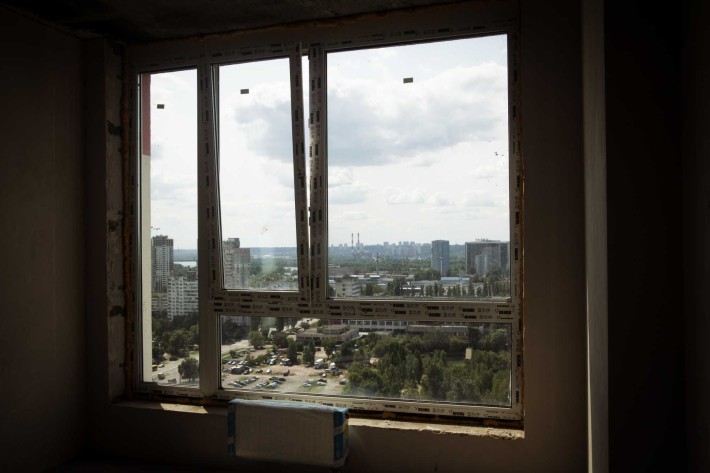 Зручна 1к квартира на 22 поверсі - фото 1