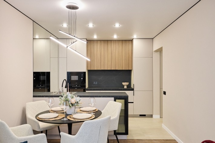 Продам 2-кімнатну квартиру 17/21 в ЖК "Нова Англія" - фото 1