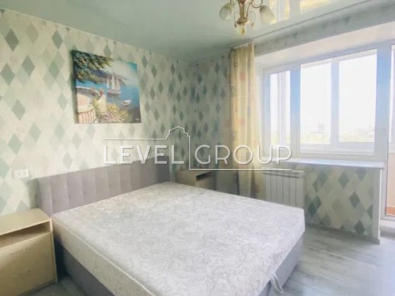 Продаж 2-кім. квартири 54м2 просп. В. Лобановського 96 Киев