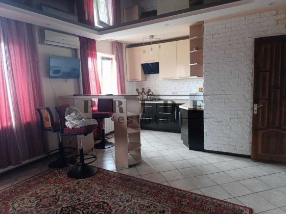 Продається затишна квартира студія 35 м² по вул. Червоної Калини, 4а Київ