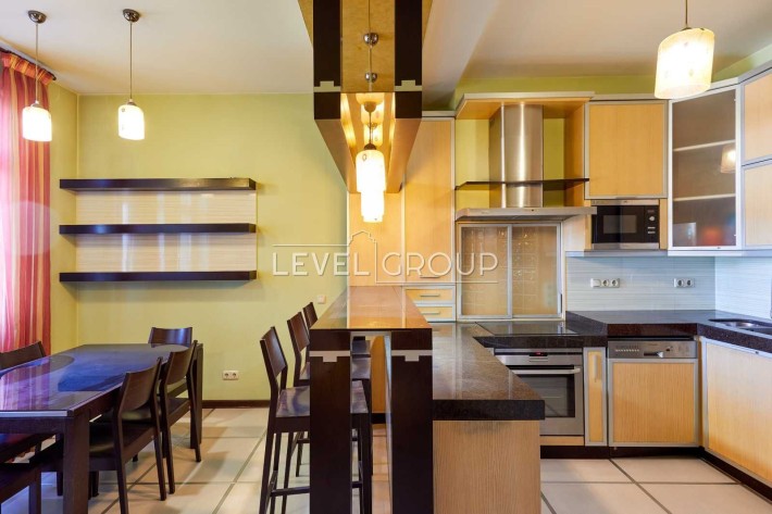 ВЕЛИКА 4кім з авторським ремонтом 162м2 Коновальця 36Б метро Печерська - фото 1