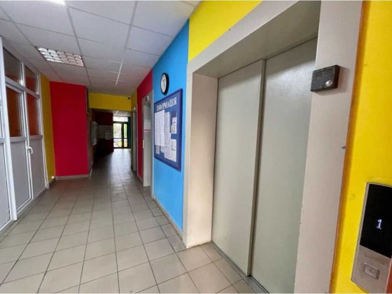 Продаж 1 кім вул Сиваська 12/2, м.Дарниця Київ