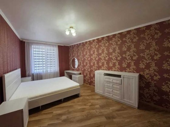 Продам 3к квартиру Оболонь Киев