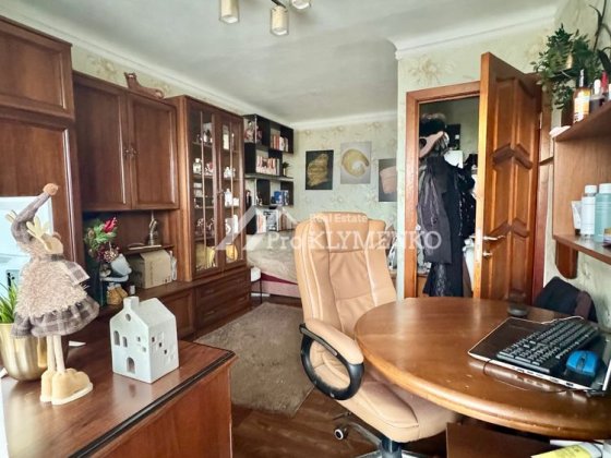 Гроденська вул. (Гродненська), 27, Празька, Дарницька площа Київ