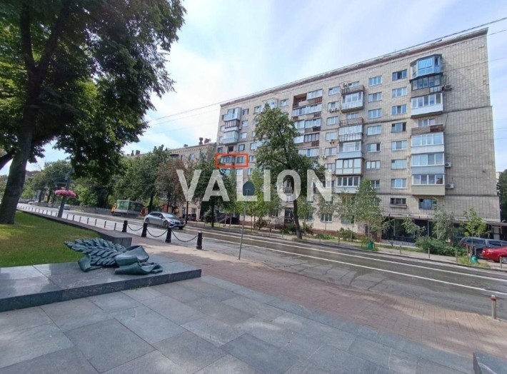 Продаж 2-х квартири на Печерську, вул. Лаврська, 4 - фото 1