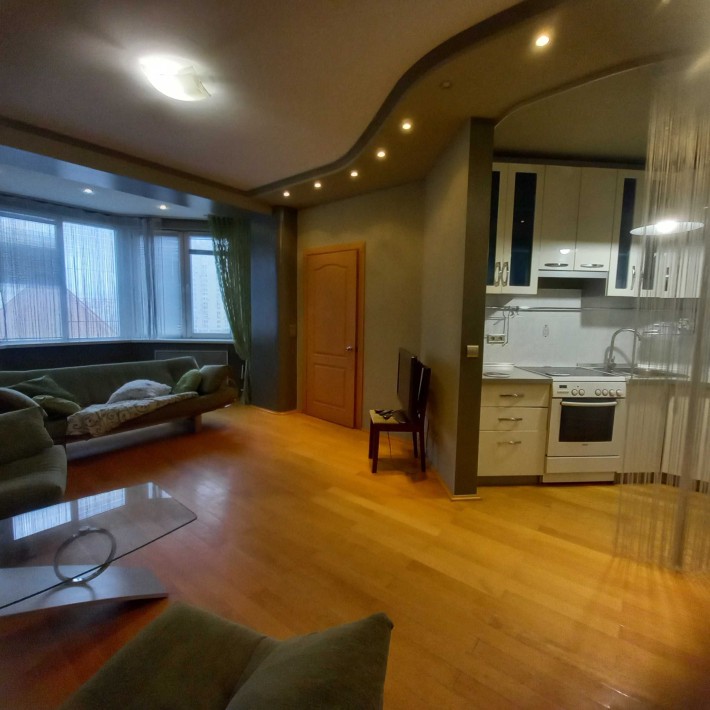 м Мінська, вул. Левка Лук'яненка 29, продам 1 кімн. квартиру,7/16 пов. - фото 1