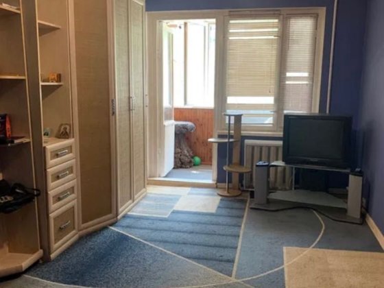 Продам гарну двох.кімнатну квартиру на Лісовому! Київ