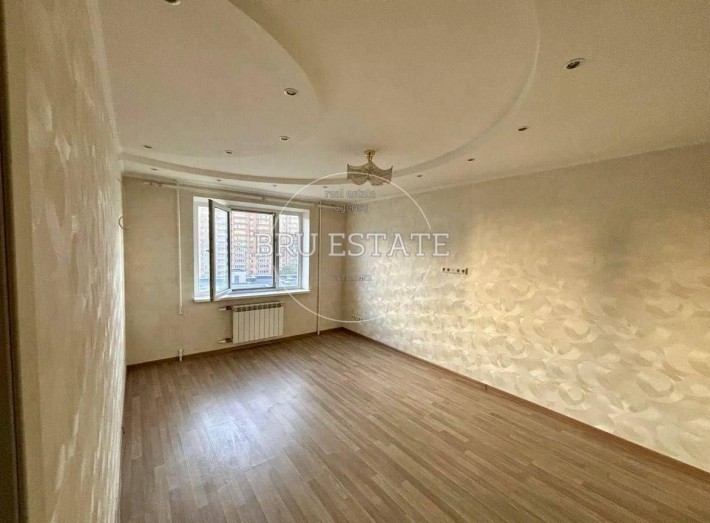 Продаж 1 к квартири Осокорки 10 хв пішки Ремонт - фото 1