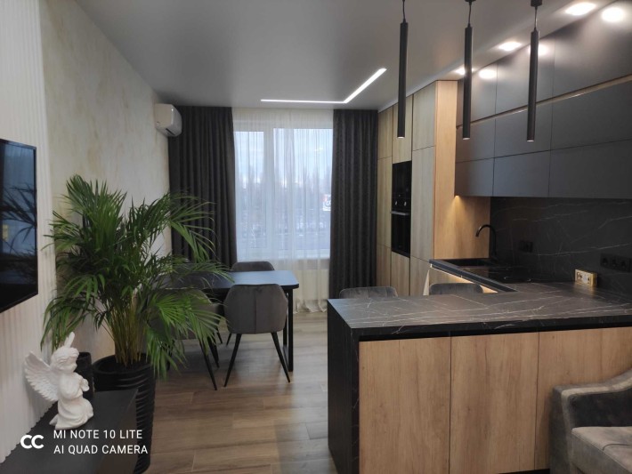 Продам 2 кімнатну квартиру в ЖК Метрополіс - фото 1