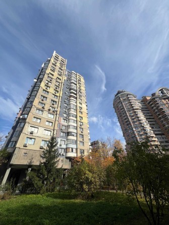 Продається 2к квартира Старонаводницька 4 Печерськ - фото 1