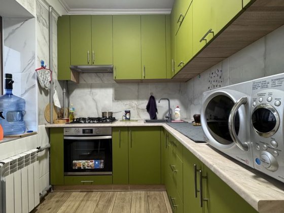 Продаж 2-х кімнатної Деснянський район, Кубанської України 35/24 Киев