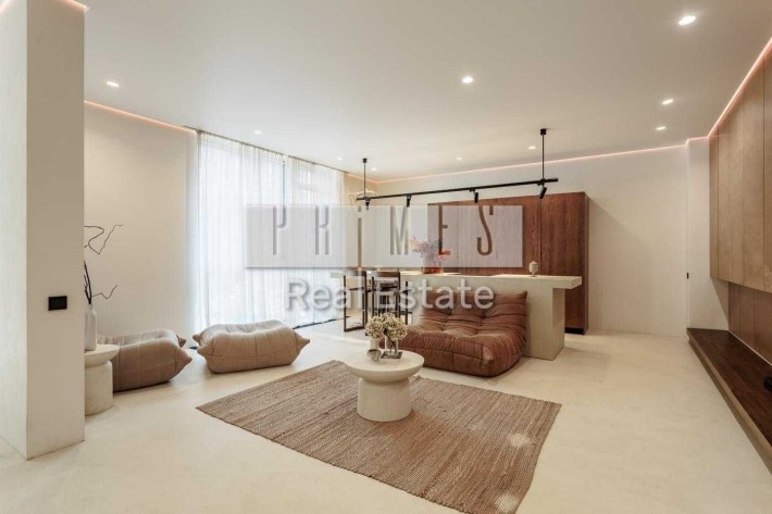 Продажа 2к квартиры 99м2, ЖК Французский квартал 2, Предславинская 42а - фото 1