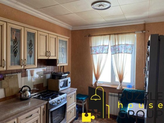 Продається 3 к квартира 73м2, пр-т Червоної Калини 38 Киев