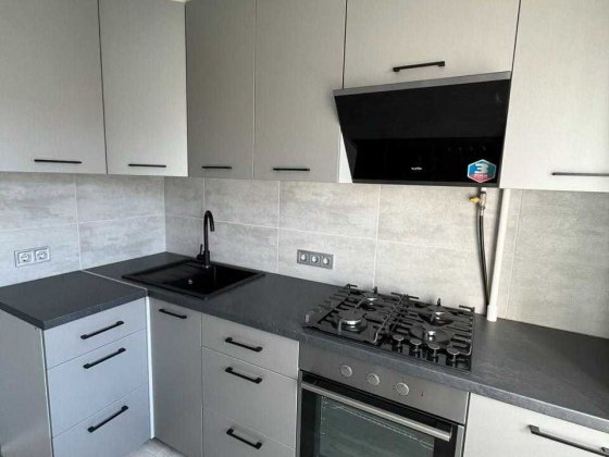 Продаж 1кімн. БЕЗ комісії ,без % ,Сержа Ліфаря 17а, Троєщина , Київ