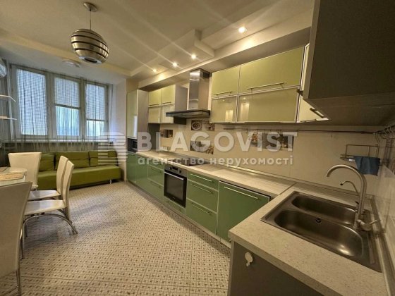 Продаж просторої 2-х кімн кв-ри 85м/кв Срібнокільська 1 жк Корона Киев