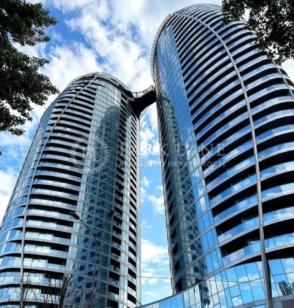 Продаж 2-кімнатної квартири в ЖК Taryan Towers, Центр - фото 1