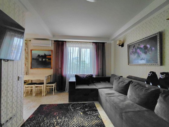 БЕЗ% ПРОДАМ 3к квартиру Оболонський пр 16А КАПРЕМОНТ Газ Метро Мінська Київ