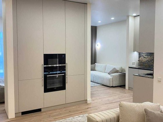 NEW! 1к квартира з НОВИМ ремонтом 66м2 в Жк Володимирський Киев
