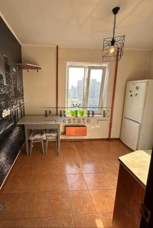 Чудова 1-к квартира в Деснянському районі - фото 1