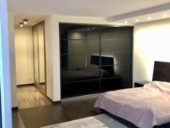 Продаж 1 к кв 47 кв. м  на вул. Краківська 15/17 Киев