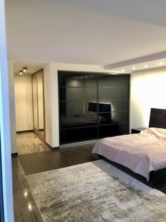 Продаж 1 к кв 47 кв. м  на вул. Краківська 15/17 - фото 1