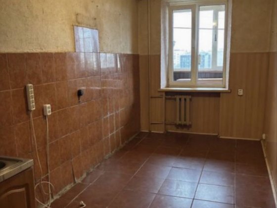 Продаж 2 Кімнатної квартири вул.Петра Болбочана 4-А Київ