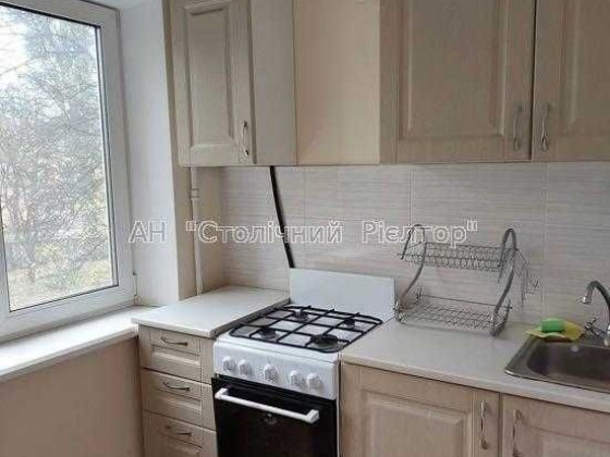 Продаж 1-к квартири в 5-хв  від м.Чернігівська.  Заходь та живи! Київ