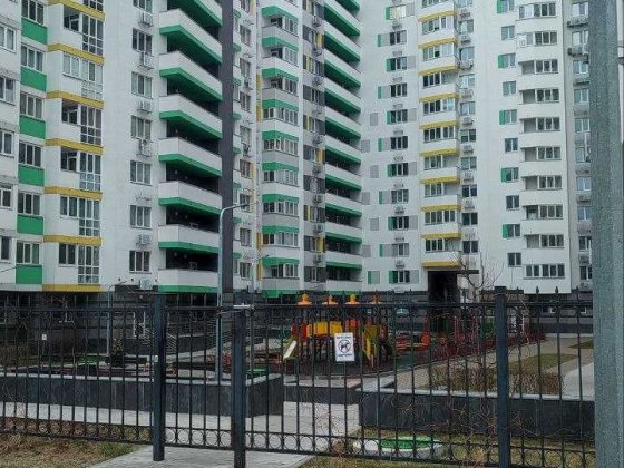 Продаж 2к.кв. 79м2 ЖК Харківський. Харківське Шоссе, 190 Київ