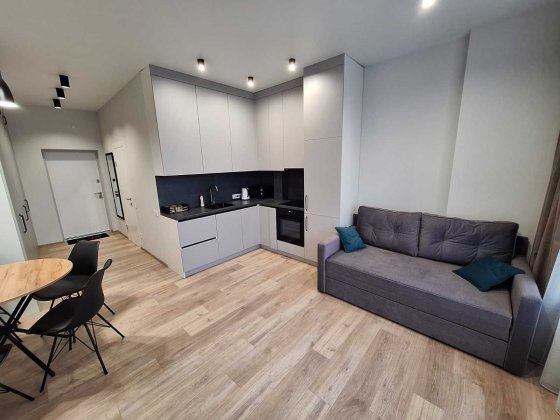 1-кімн квартира по вул. Центральна 21-Б, ЖК Рів'єра, масив Осокорки. Київ