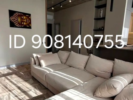 Продаж 2к. квартири на Ахматовій Київ