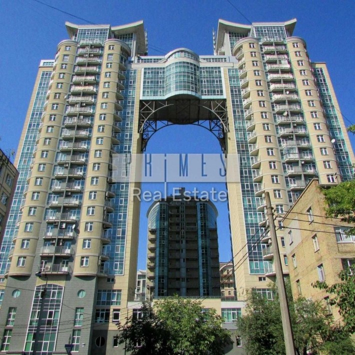 Продаж 3к квартири без ремонту, ЖК Тріумф, вул. Звіринецька, 59 - фото 1