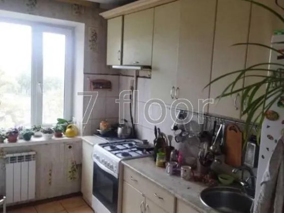 Продаж 4-к квартири , проспект Романа Шухевича, м.Почайна Киев