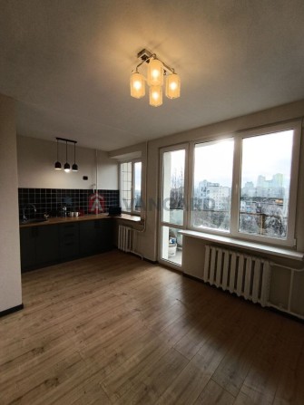 Продаж 1-кімнатної квартири, вул. Празька, 19 - фото 1