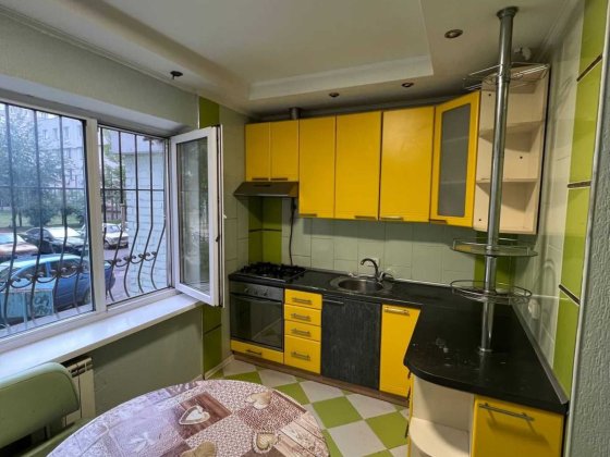 3х- кімнатна на початку Троєщини/Закревського Киев